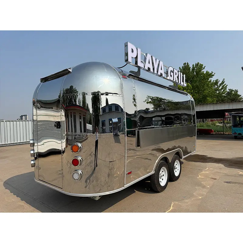 รถพ่วง Airstream สแตนเลสสตีลขัดเงากระจก